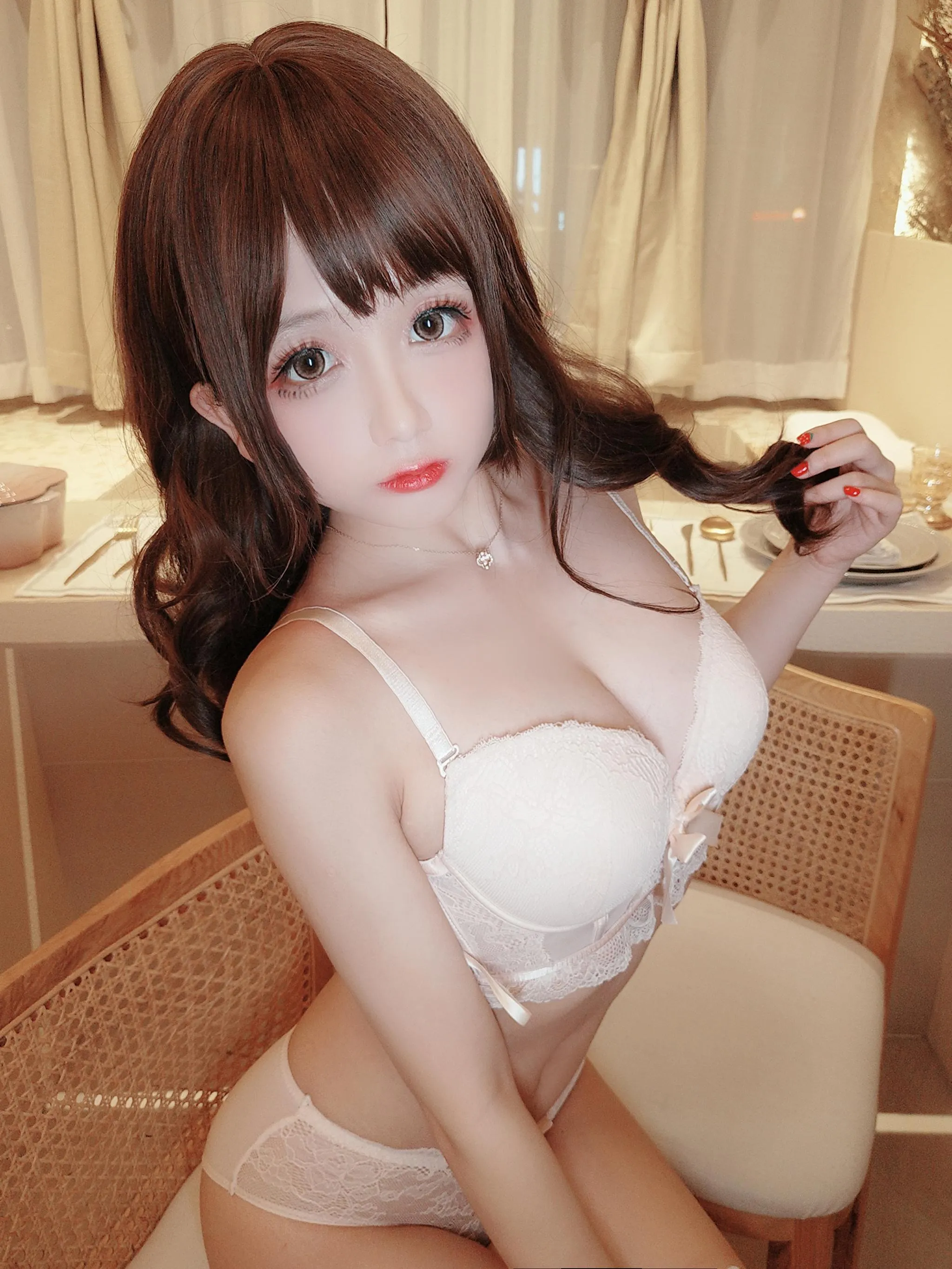 日奈娇 – NO.29 围裙人妻-透明围裙自拍 [34P]插图7